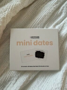 30 Quick Dates Scratch-Off Challenge Cards - White & Black